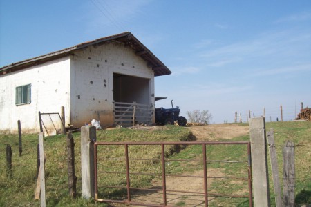 Quatro alqueires em Itapeva 